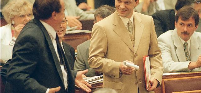Ezt mondta Orbán 23 éve a visszavonulásáról – régi interjú került elő