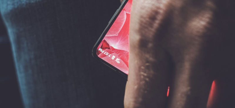 Senki sem tudja, mikortól kapható az Android atyjának nagy dérrel-dúrral beharangozott telefonja