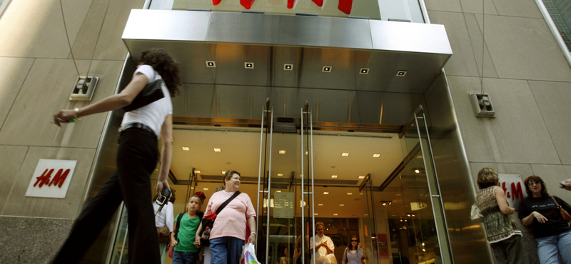 Újfajta üzletekkel próbál kimászni a gödörből a H&M