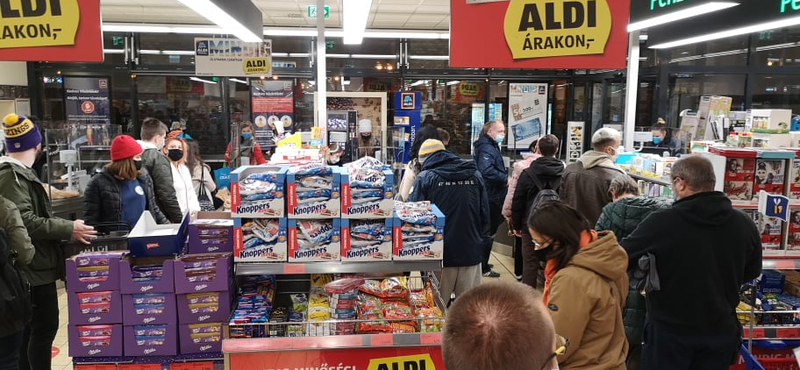 Az Aldi 1,2 milliós fizetéssel keres új munkavállalókat
