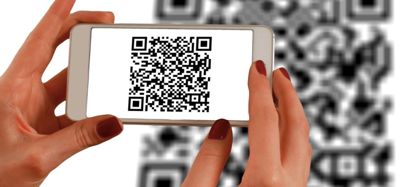 Szeptembertől bankkártya helyett fizethetünk QR-kóddal
