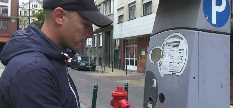 Súlyos dolgokat talált a 444 a ferencvárosi parkolási mutyi mélyén