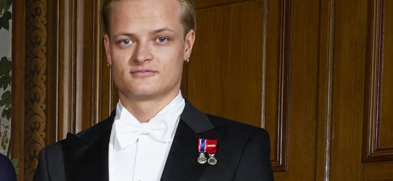 Újabb nemi erőszakkal vádolják a norvég trónörökösnő 27 éves fiát