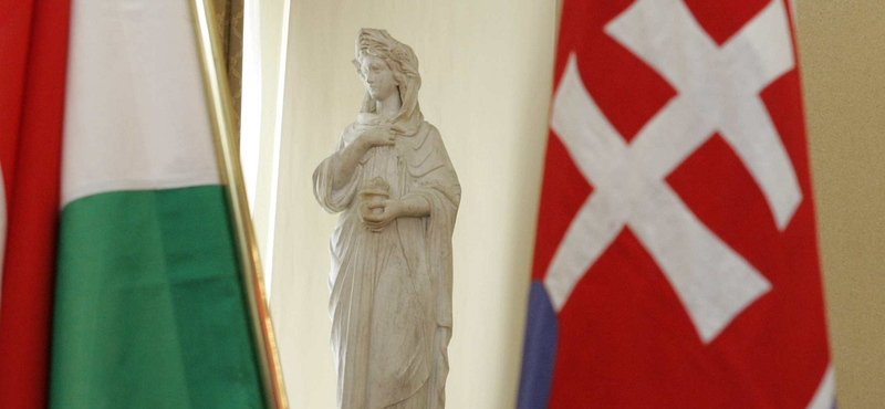 Velünk akartak keménykedni a szlovákok, de a csehekkel szúrtak ki igazán