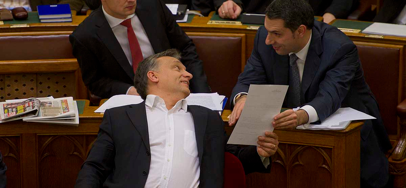 Orbán kvázi-miniszterelnökké emelné Lázár Jánost