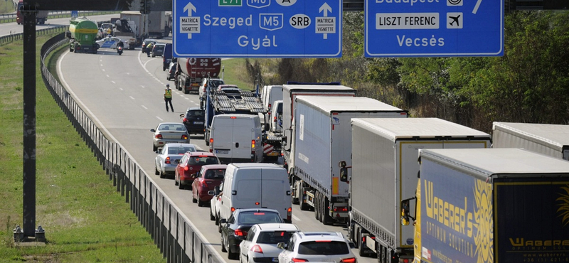 Vasárnaptól két sávot lezárnak az M0-son