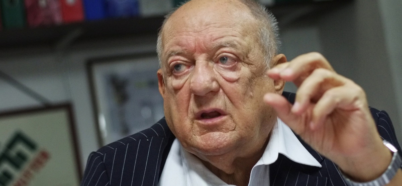 Százmillió forintért árulta Vámház körúti lakását Klapka György