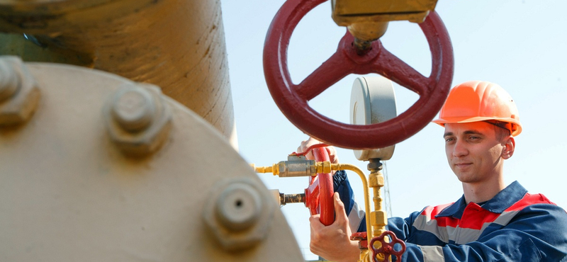 Olasz energiaügyi miniszter: Remélem, nem lesz túl hideg télen