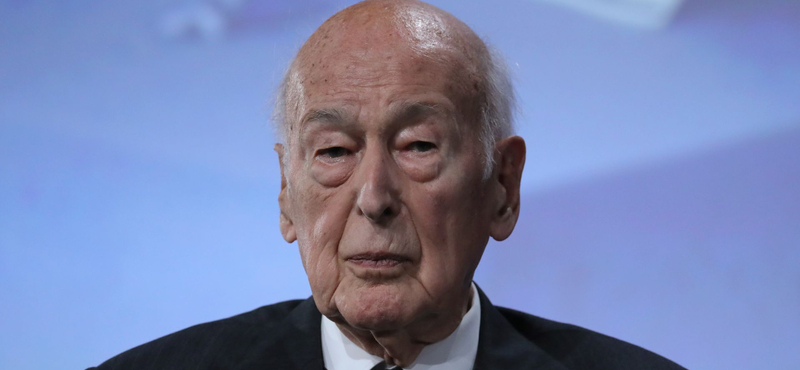 Belehalt a koronavírus szövődményeibe Valéry Giscard d'Estaing egykori francia elnök