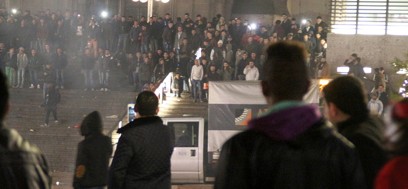 Német újságíró: "Arra utasítottak, hogy kormánypártian tudósítsunk"