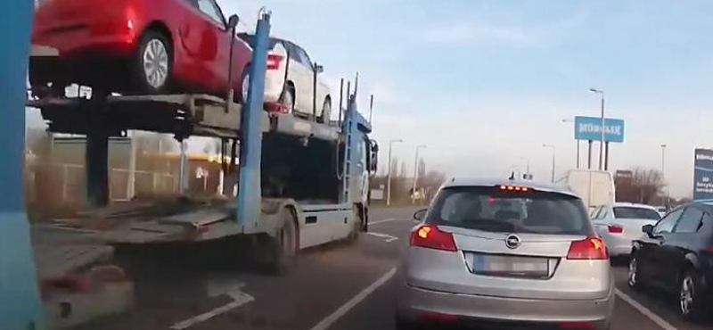Hová tűntek a rendőrség kamerás civil autói?