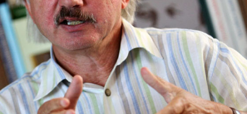 Lengyel László: Békaemberek segítenek a Gyurcsány-ellenes szeánszaimban