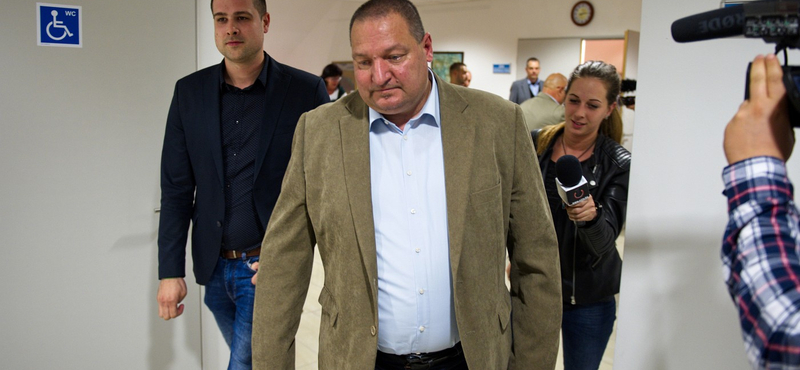Németh Szilárd elmondta, miért kell tetőfedőnek menni egyetem helyett