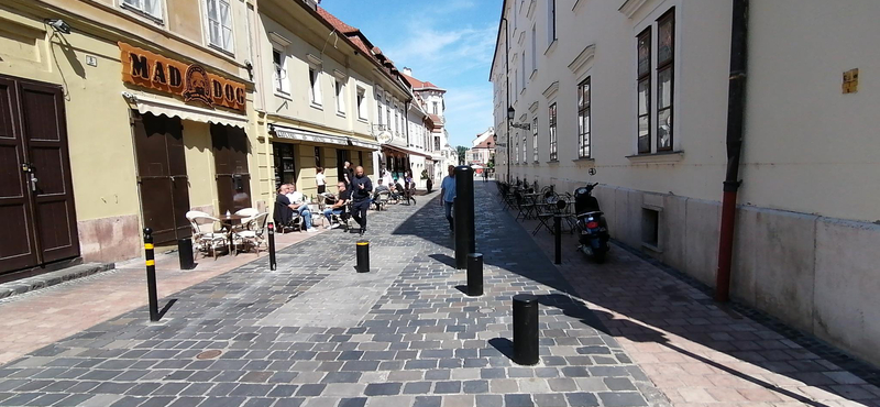 „Nagyon nehéz mindenki igazát megtalálni” – reakciók a kormány éjjel bejelentett döntéseire