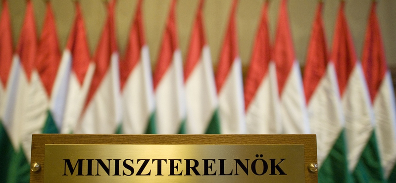 Elmúlt az Orbán-varázs, a követők új jelre várnak