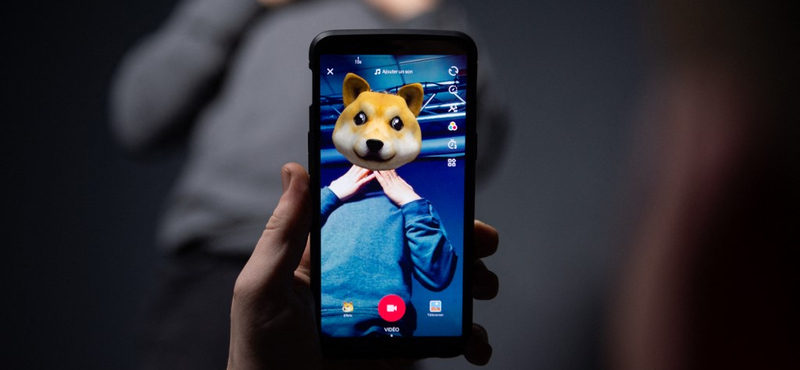 60 perces változás előtt állhat a TikTok, főhet a YouTube feje miatta