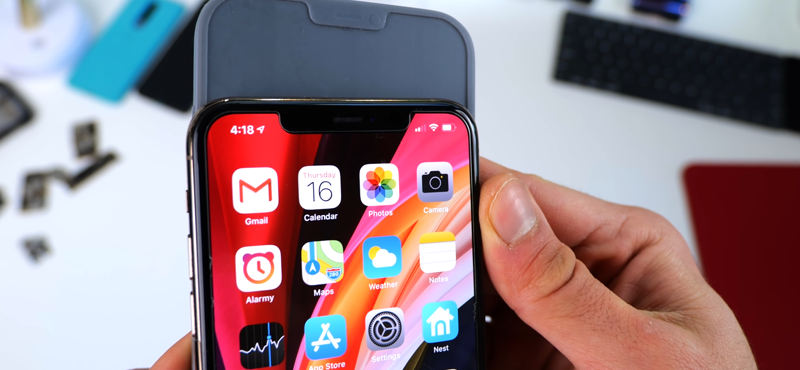 Az iPhone 12 még fülhallgató és mobiltöltő nélkül is drágább lehet