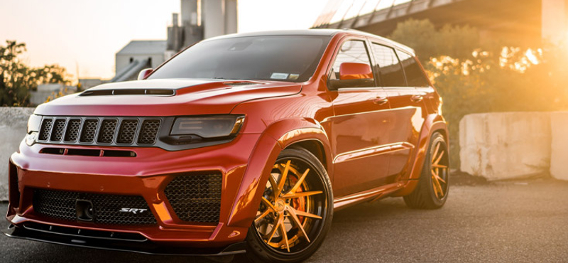 Több mint szigorú ez az 1200 lóerős Jeep Grand Cherokee