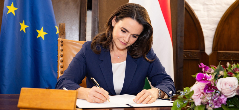 Novák Katalin már meg is érkezhetett a Sándor-palotába