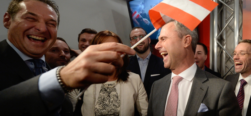 A szomszédban még pert ér, ha egy politikus hazugnak nevezi a médiát