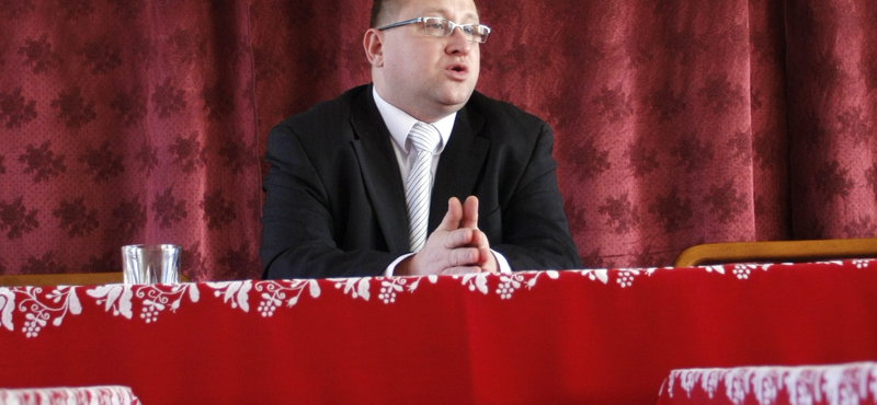 Elképesztő kamupárthálózatra bukkantunk a volt monoki polgármester pártja körül