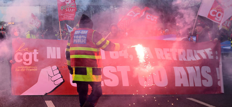Elbukott a francia kormány elleni bizalmatlansági indítvány