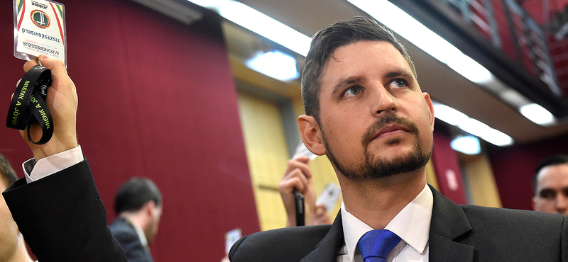 Vádat emeltek a Jobbik képviselője, Farkas Gergely ellen