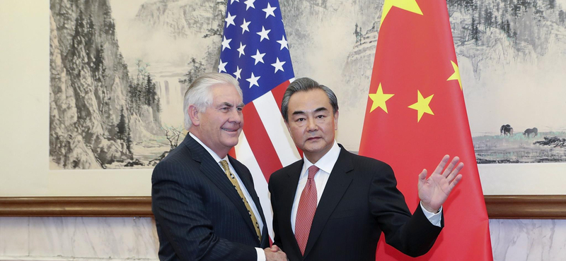 Amerikai egyelőre mégsem fegyverrel akarja megrendszabályozni Kim Dzsong Unt