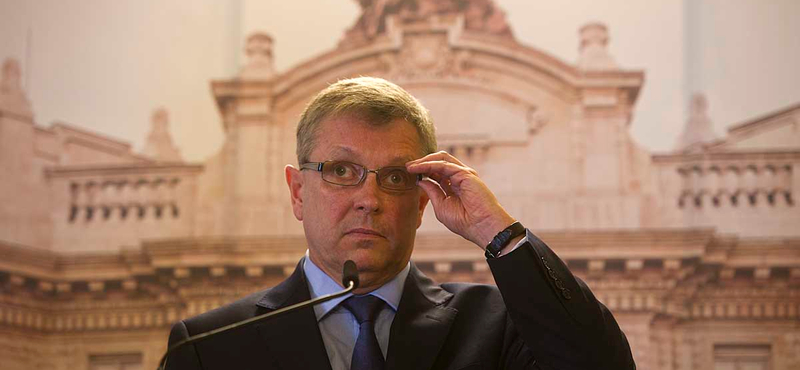 A Matolcsy-alapítványok cége is gyanús időpontban nyitott új számlát