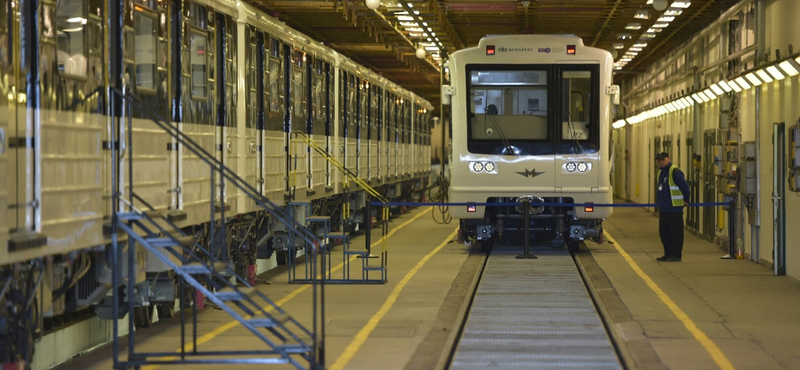 3-as metró: már három "panda" viszi az utasokat