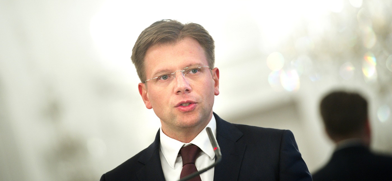 Evangélikus lelkész lett a Honvédelmi Minisztérium államtitkára