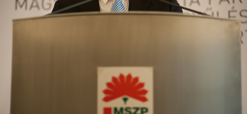 MSZP: az egykulcsossal és a söralátéttel becsapták az adózókat