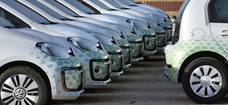 Limo vs. GreenGo: óriási árverseny indult meg a budapesti autómegosztásban
