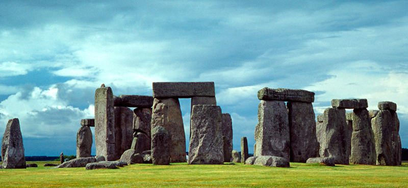 A Stonehenge-hez hasonló emlékművet szúrt ki egy drón Írországban
