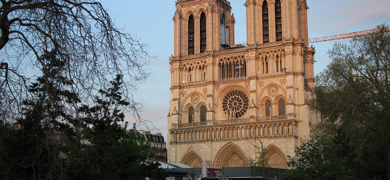 Először szóltak együtt a Notre-Dame harangjai a tűz óta (videóval)