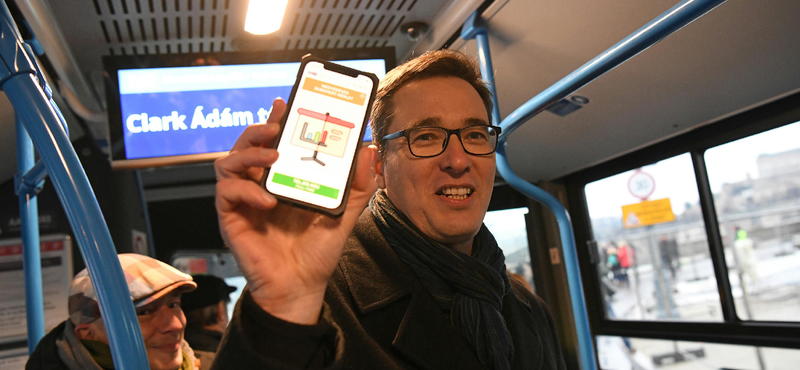 Az utasok jobban járnak, de Karácsony Gergely eladta a jövőt Lázár Jánosnak – minden, amit az új bérletekről tudni érdemes