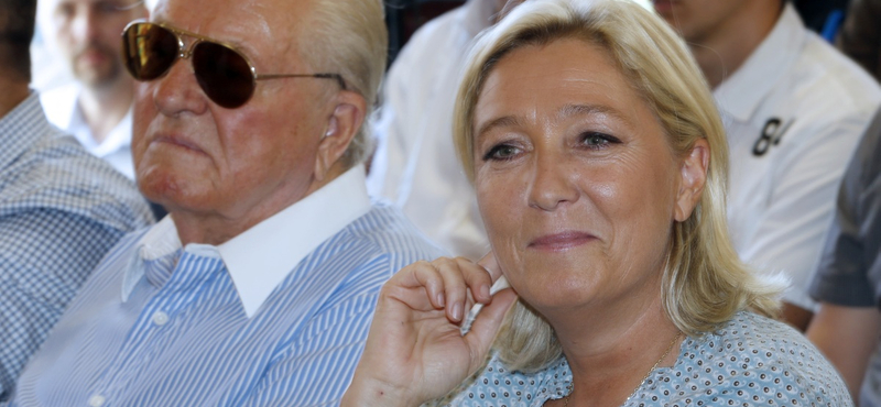 Példátlan eset: Le Pen a legnépszerűbb most Franciaországban