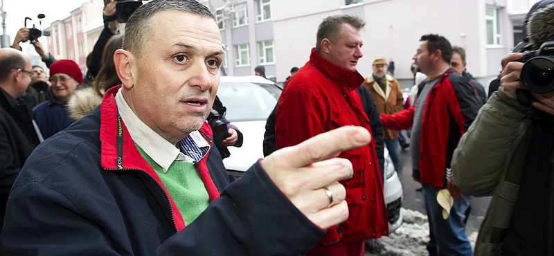 Nyomozók jelentek meg Galambos Lajosék házánál