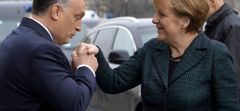 "Beszéljen világosan, Merkel asszony!"