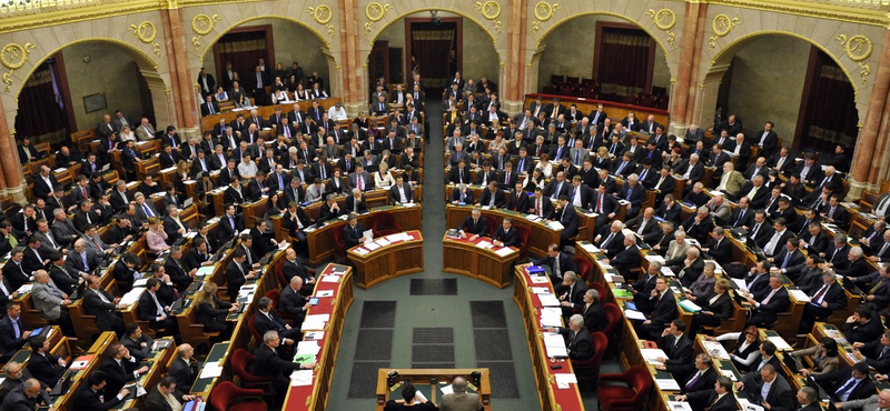Holnap döntenek Kövér házőrségéről