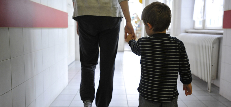 Rohamosan nő a sajátos nevelési igényű gyerekek száma, közben gyógypedagógusból óriási a hiány