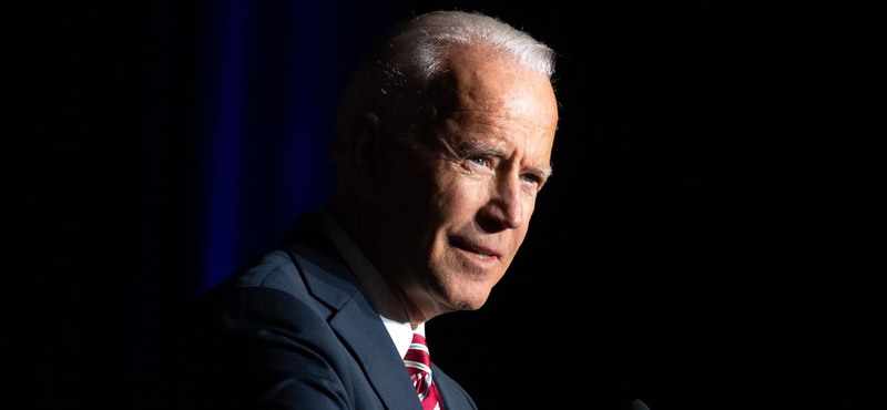 Biden tagadja a szexuális zaklatási vádakat