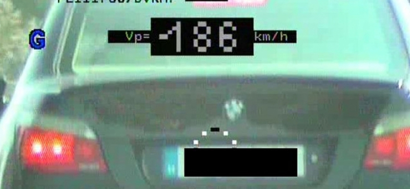 Kilencvenes táblánál 186 km/órával száguldott egy BMW-s Szabolcsban