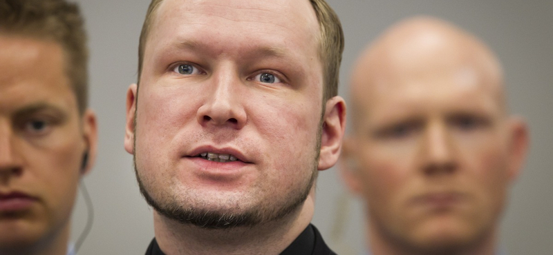 Breivik valakitől hajlandó volt bocsánatot kérni