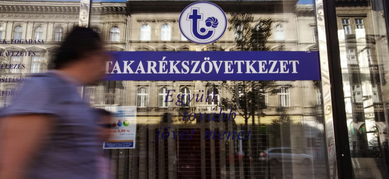 Sokan álltak sorba, kinyitották a körmendi takarék fiókját