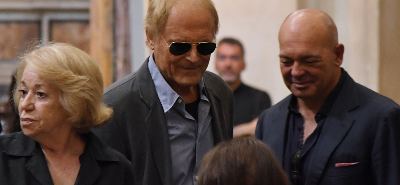 Már szinkronosan is látható Terence Hill beszéde Bud Spencer temetéséről