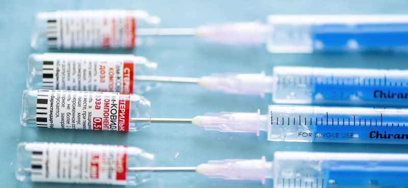Az orosz Covid-vakcina állítólag a HIV-fertőzötteknek is jó