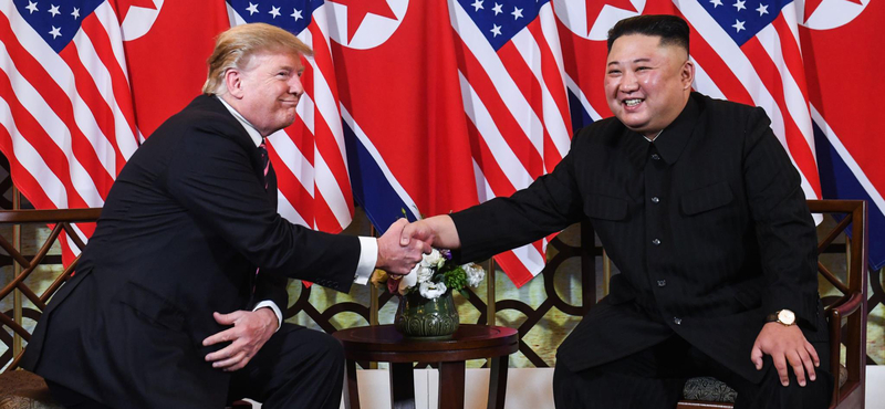 "Ön egy nagyszerű vezető" – mondta Trump Kim Dzsong Unnak