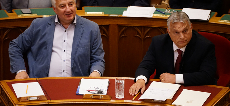 Orbán Viktor tagadja, hogy kínai vegyianyag-elosztó épülne Magyarországon