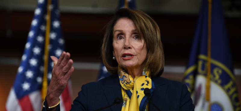 Pelosi: Újabb impeachment jöhet, ha nem váltják le Trumpot